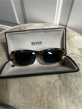 Hugo Boss Italy HB 5713 13 140 Tortoiseshell Sunglasses with Dark Lenses